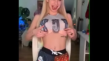 Arielle aube spogliarelloooooo