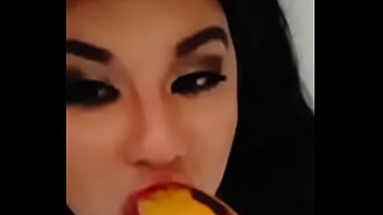 See how miss madii can suck dick