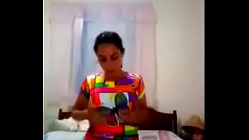 Espero les guste como me quito la ropa