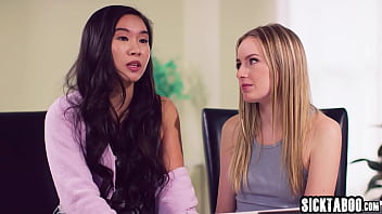 Sexy lesbian enjoyed hot lesbian fucking with two horny babes after kissing