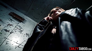 Sexy babe swallowed big cock and enjoyed hot pussy fucking