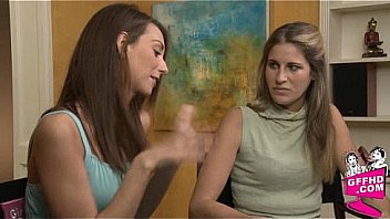 Sensual lesbains 1062