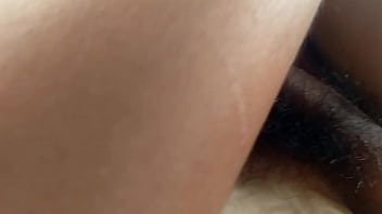 ชักควยเข้าออกในปากของเพื่อนสาวเมื่อเะอมาอมควยให้จนน้ำแตก