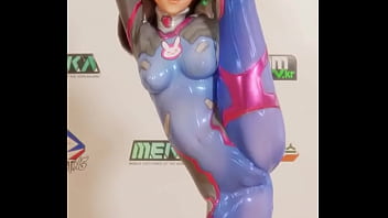 Peluda abre las piernas