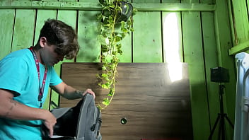 Eu empurrei e ela queria mais observação era minha patroa