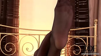 Turns men silly & obedient