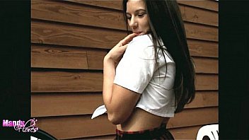 Outdoor Strip Tease thumbnail