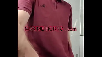 Comment cacher cette grosse bite sais pas si le t shirt c'est une bonne idée how to hide this big dick i don' Comment cacher cette grosse bite sais pas si le t shirt c'est une bonne idée how to hide this big dick i don'