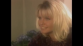 Strict sylvia in leather dress gets pussy fucked in the bar after show