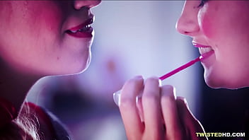 These chicks are clearly fucked up but that is ok