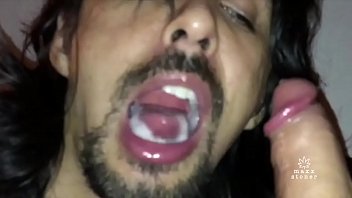 Maxx Stoner Sucking Big Uncut German Hippie Cock And Swallowing His Cum thumbnail