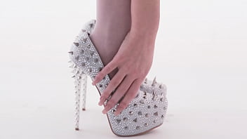 White diamond trailer 1min