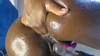 En mi culo cabe toda tu verga amor