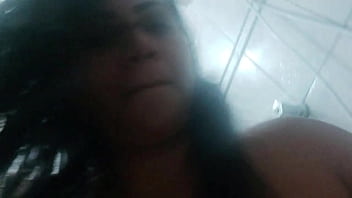 Traição proibida encheu meu cuzinho de leite e tive que esconder do marido