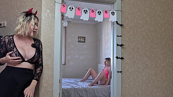 Spy Camera Caught Two Girls Masturbating – Lesbian Fun And Orgasms thumbnail