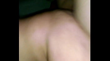 Casada sentando no marido