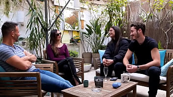 Teaser De La Vidéo 4some Où Je Me Suis Bien Régalé Avec Le Couple Libertin " Tantot Frenchie X Porn " Et Alexromeropor thumbnail