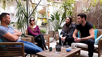 Teaser de la vidéo 4some où je me suis bien régalé avec le couple libertin " tantot frenchie x porn " et alexromeropor