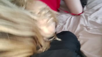 Soy una zorra y me encanta mamar guebo