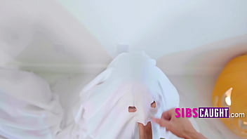 Costume lust a family thrust