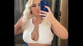 Serving face and body on the set of pawgedcom