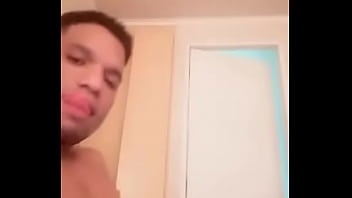 Morenazo Dando Leche thumbnail