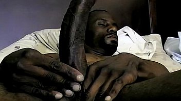 Hung Black Hunk Iceberg Returns thumbnail