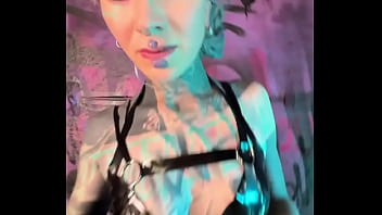 Do you like it shiny i love it shiny make sure to find me on the other side of the world wide web and let o Do you like it shiny i love it shiny make sure to find me on the other side of the world wide web and let o