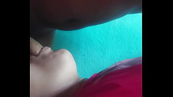 Uff no logre meter su enorme polla en mi garganta sale mal sexo oral