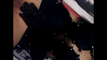 Deseosa de comer verga