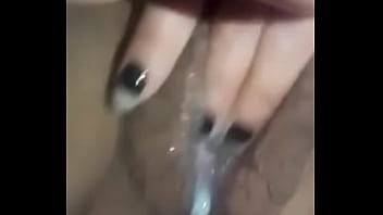 Lo hace con su amigo