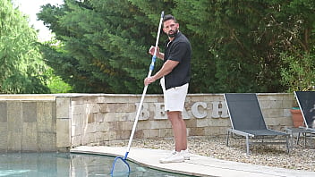 Sunbathing babes carolina guerrero and lia lin tempt the pool guy into heated threesome gp3317