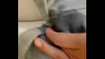 Le Presto Mi Uniforme A Mi Papá Y Se Lo Pone thumbnail