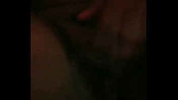 Ella caliente piensa en mí