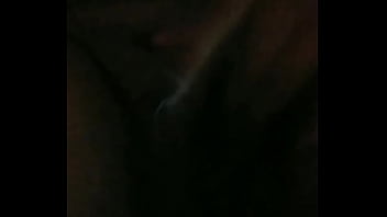 Ella caliente piensa en mí