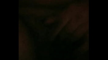 Ella caliente piensa en mí