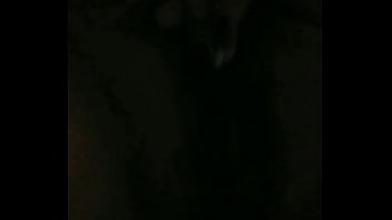 Ella caliente piensa en mí