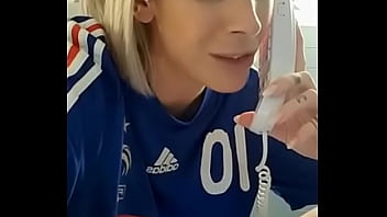 Story public voit comment je chauffe le room service