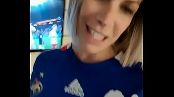 Story public voit comment je chauffe le room service