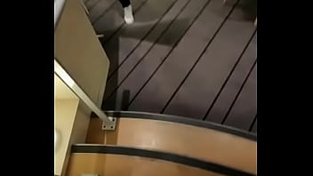 Story public voit comment je chauffe le room service