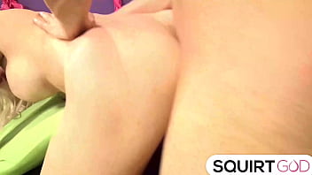 Busty blonde gigi allens squirts on porno dan during rough fucking