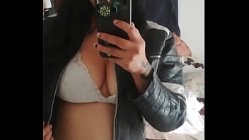 Amiga me mandan vídeo