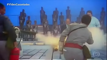 Gordao saliente pegando fogo Gordao saliente pegando fogo