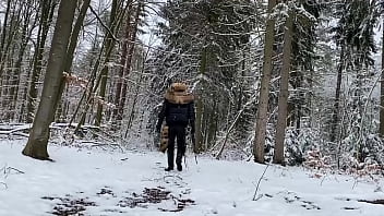 Blackleatherhands Beim Cruisen Im Winter thumbnail