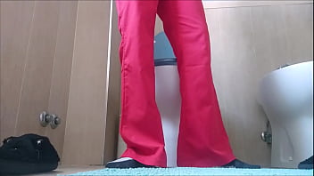 It's toilet time with my red pants