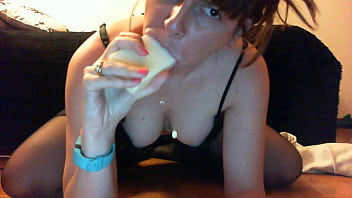 Nicoletta's solo exploration of mouth soap fetish in her private room