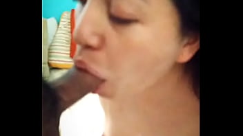 Sexo Facil Con Mi Vecina Es Una Puta Y La Pongo A Mamar Verga thumbnail