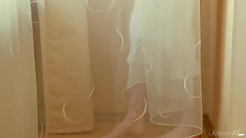 Blonde beauty paula z wrecks herself till cum so loud