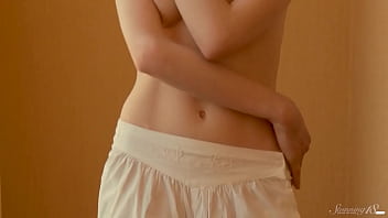 Blonde beauty paula z wrecks herself till cum so loud