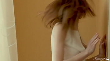 Blonde beauty paula z wrecks herself till cum so loud